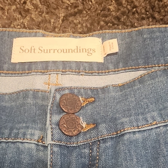Soft Surroundings Woman's Jean - Picture 2 of 8